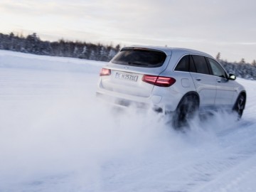  Mercedes EQC i GLC F-CELL &ndash; W krainie lodu